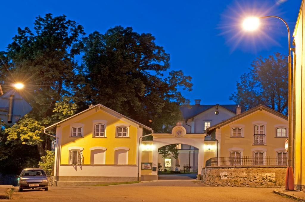 Schlosshotel Zamek Zdikov Экстерьер фото